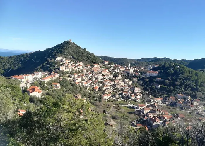 Marisari Willa Lastovo